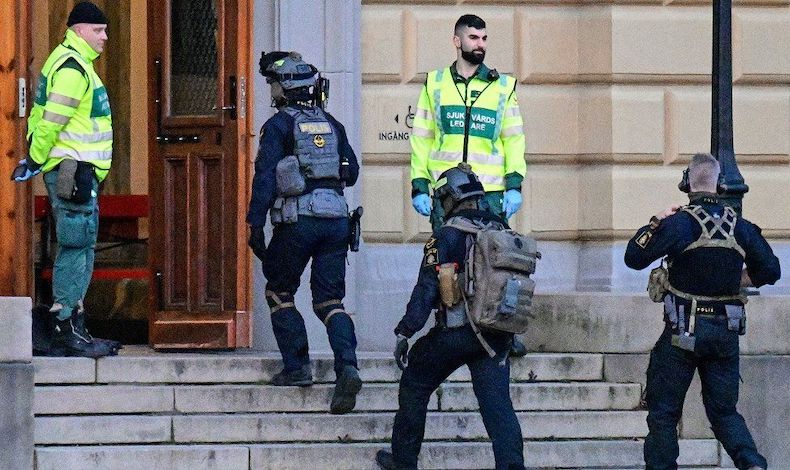 İsveç Malmö'de Latin Lisesi'ne yapılan saldırıda 2 öğretmen öld