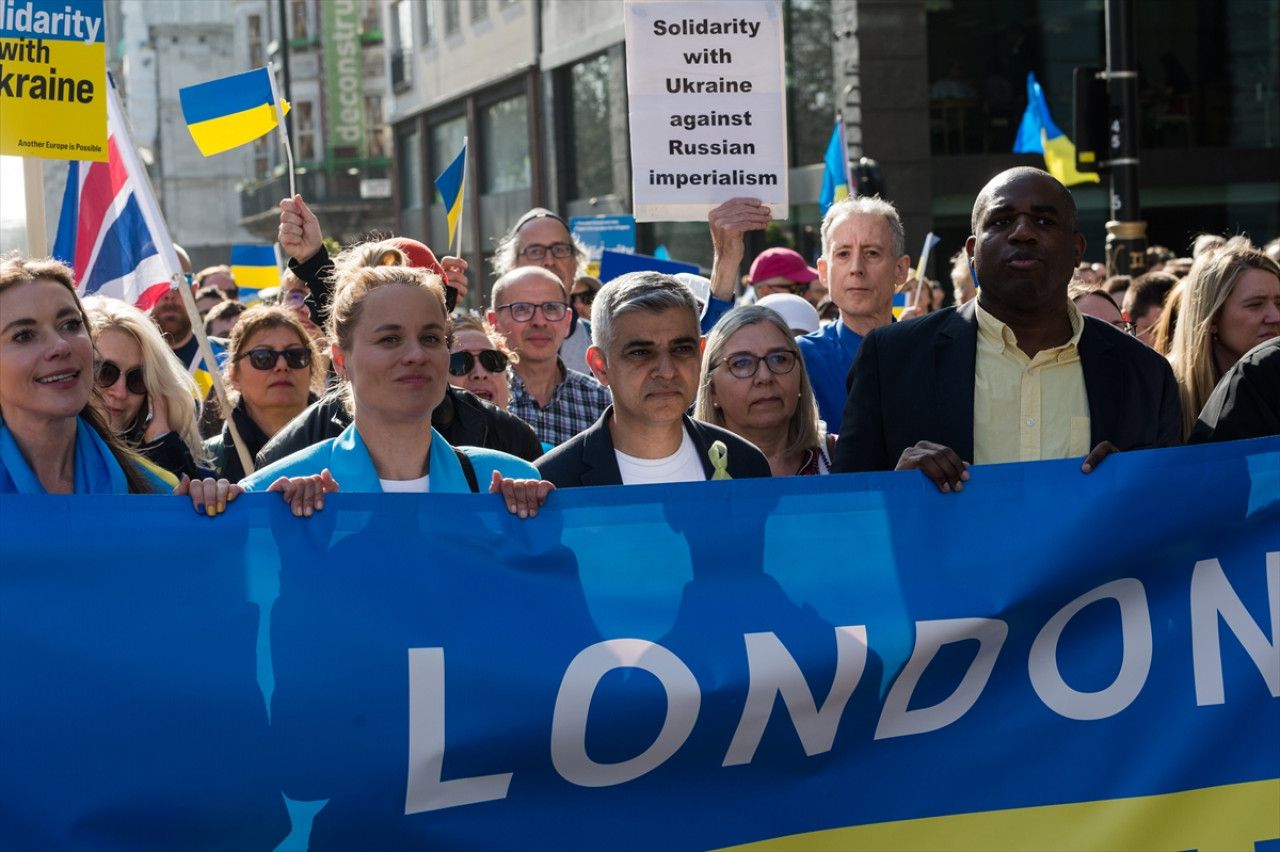 Londra'da 'Ukrayna'ya destek gösteris