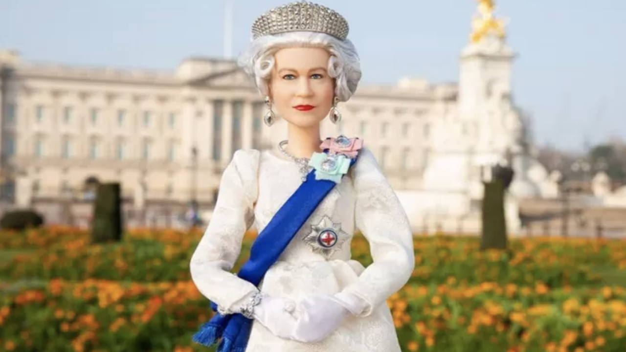 İngiltere Kraliçesi Elizabeth'in 96. yaş günü kutlamala