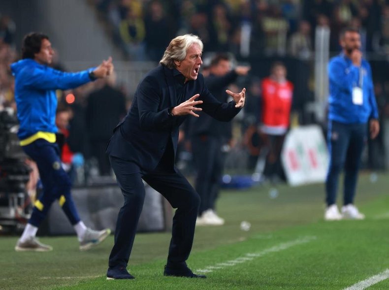 Jorge Jesus Başakşehir galibiyetini yorumladı! Video h