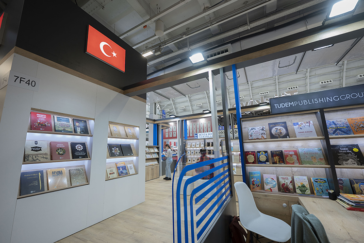 Londra Kitap Fuarı'na Türkiye'den 24 yayın