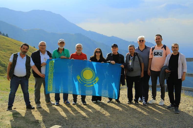 WFPA Türk Gazetecileri Kazakistan'da ağırla