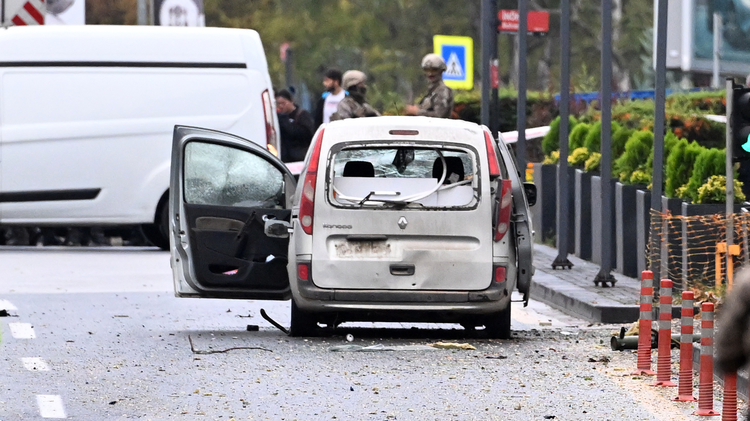 Ankara'da terör saldırısında iki polis