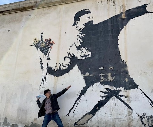Banksy yıllardır Filistin için barış elçisi gibi