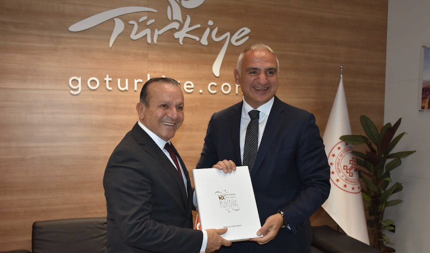 Kuzey Kıbrıs Türk Cumhuriyeti (KKTC) Başbakan Yardımcısı KKTC Turizm Kültür Gençlik ve Çevre Bakanı Fikri Ataoğlu, 