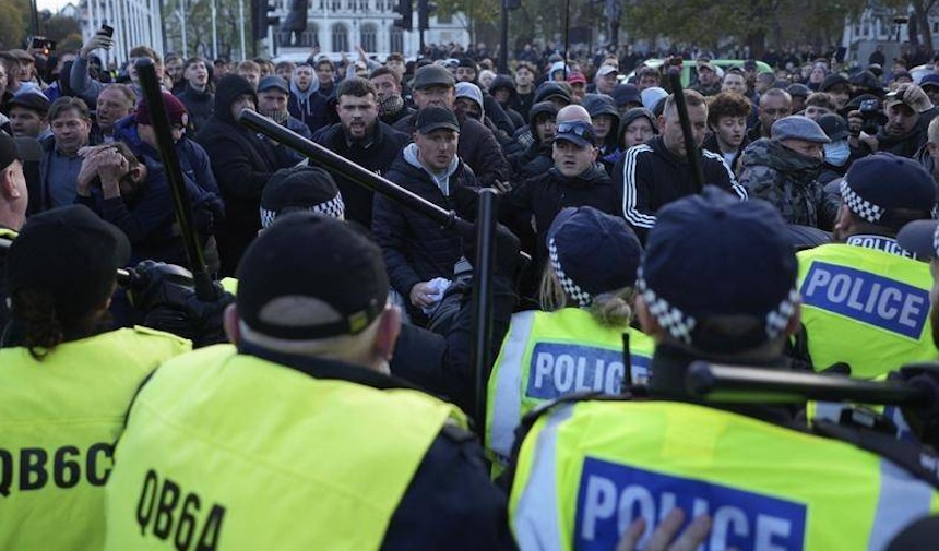 Londra Metropolitan Polisi 126 kişiyi gözaltına aldı