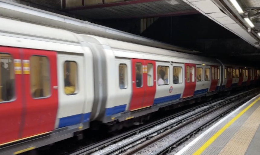 Londra İngiltere'nin Başkenti Londra'da Yine Metro Grevi