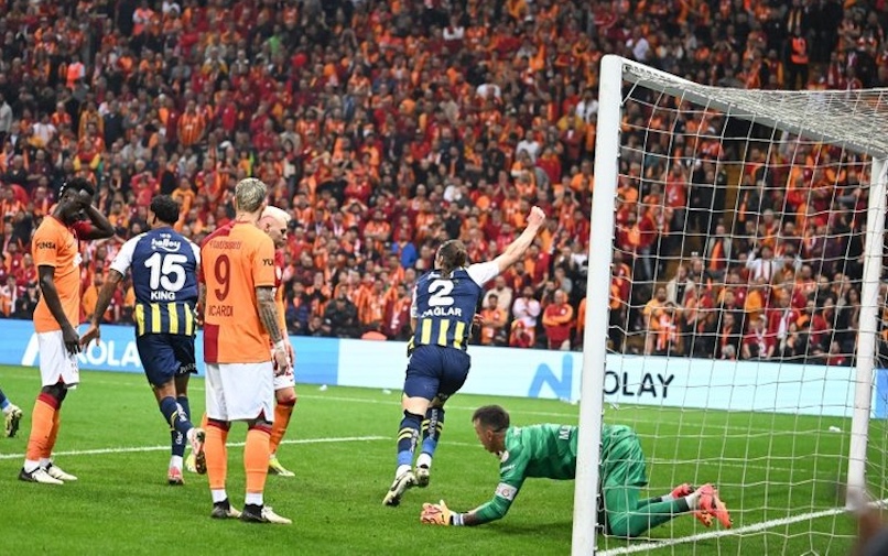 Fenerbahçe Galatasara Yendi