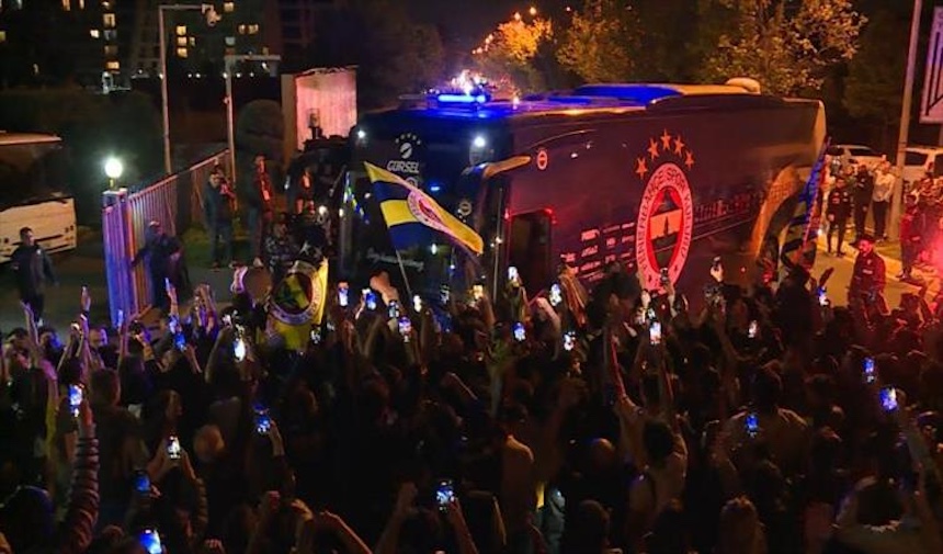 Ligi Ikinci Sırada Tamamlayan Fenerbahçe