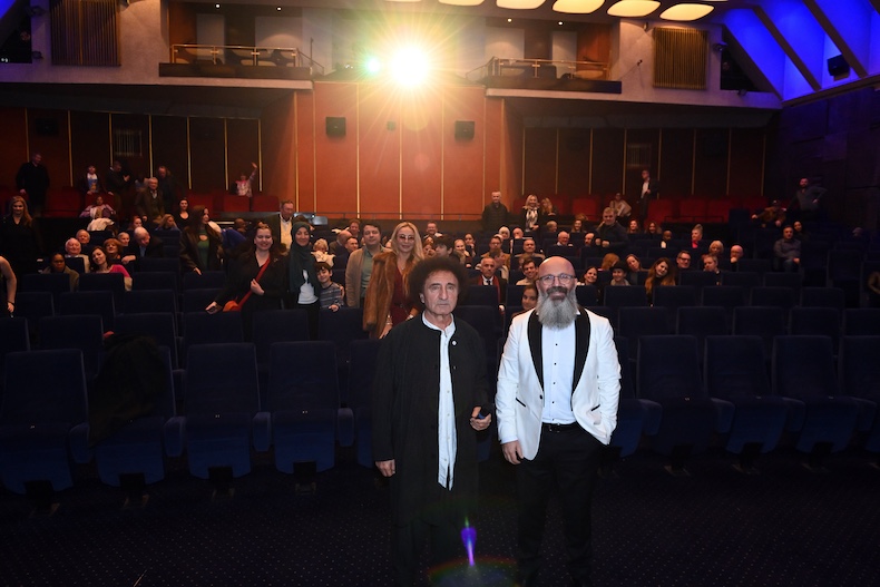 Hüseyin Özer’in Filmi Aralık Ayında Londra’da Yapılan Gala Ile Izleyicilerle Buluştu.  4