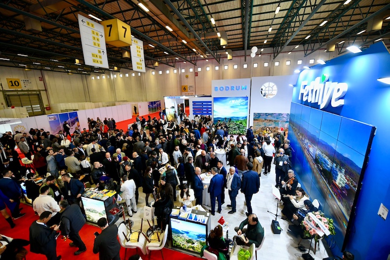 Fethiye Belediye Başkanı Alim Karaca, Emitt Tuyap Fuarı