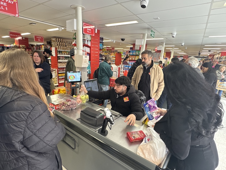 Oncu Food Centre Letchworth Acilis Kerdela 20