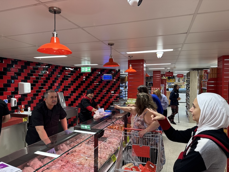 Oncu Food Centre Letchworth Acilis Kerdela 4