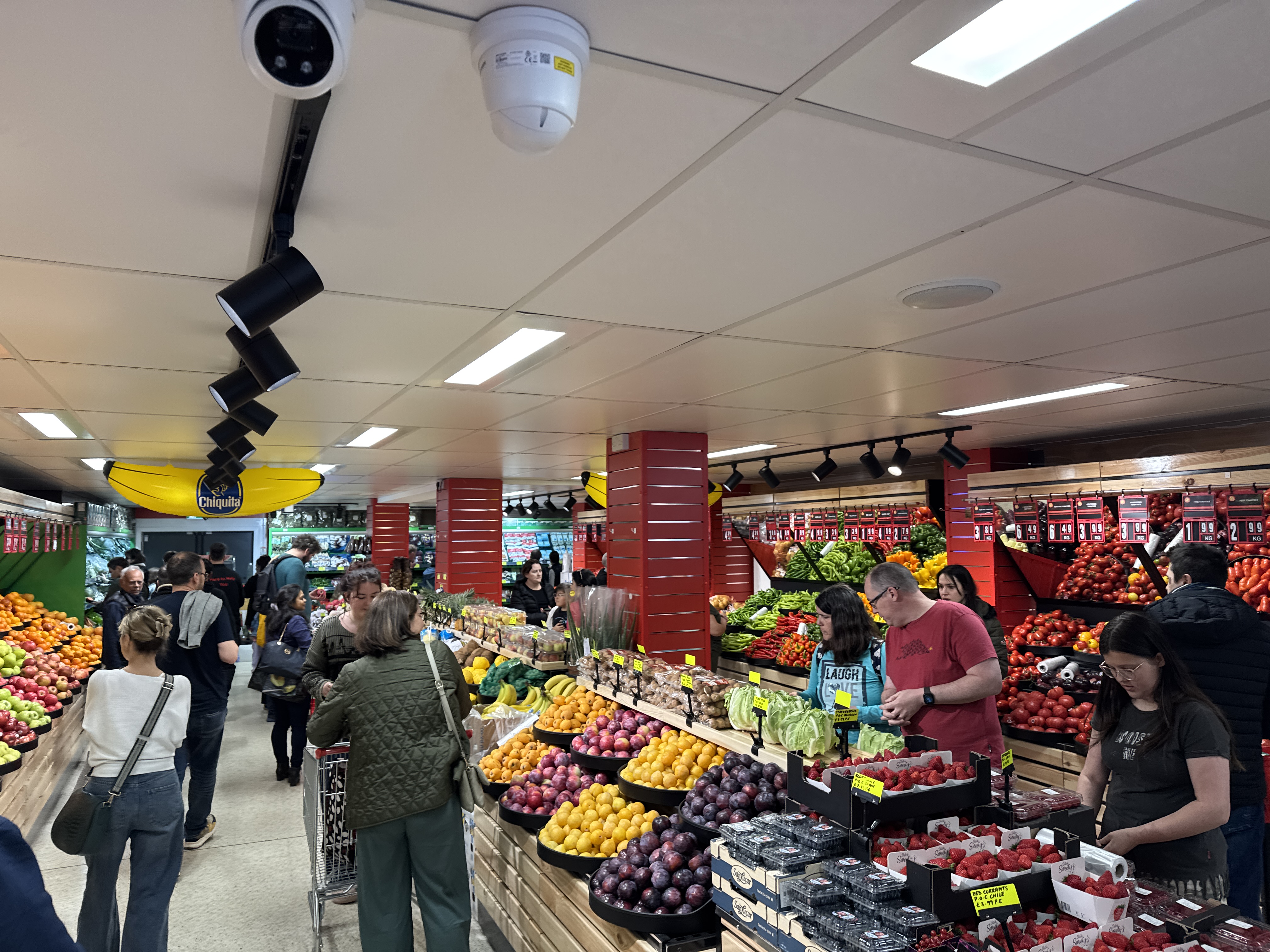 Oncu Food Centre Letchworth Acilis Kerdela 6