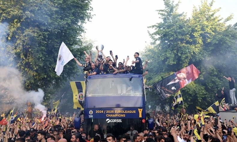 Fenerbahçe, Avrupa Ligi Şampiyon