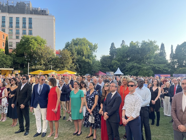 İngiltere Kralı Charles'ın Doğumgünü Ingiltere Buyukelci