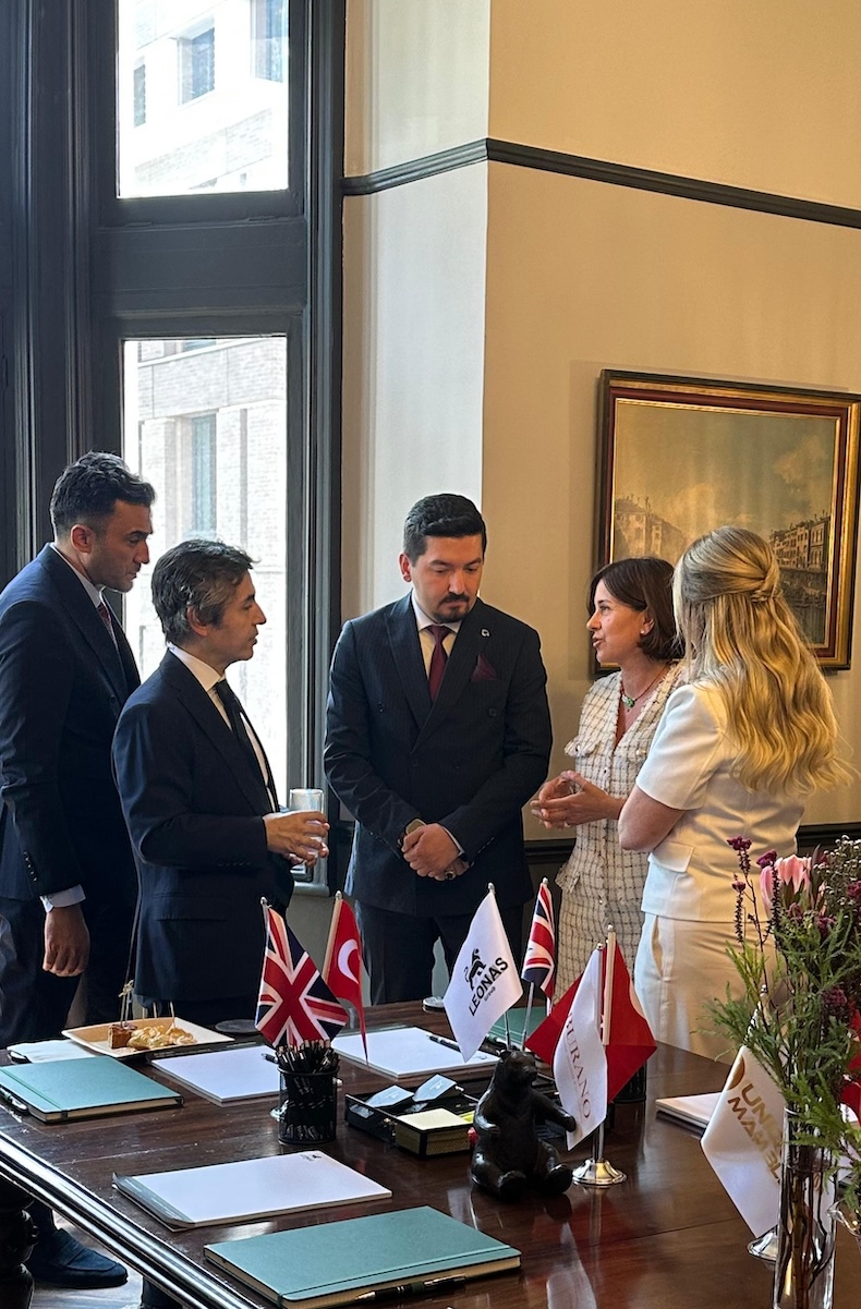 Leonas Group’un Londra Mayfair 4