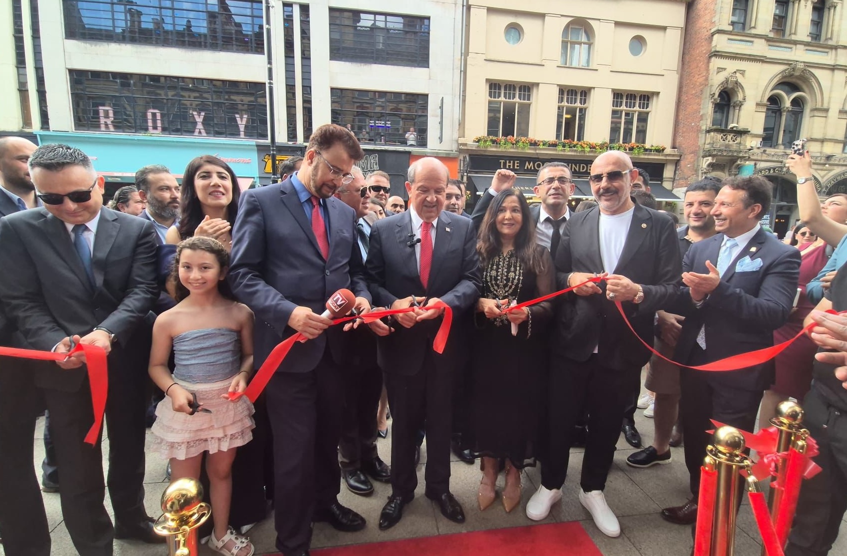 Manchester Şehir Merkezinde 'Yeni Nesil' Kebapçı Great British Doner Açıldı 112