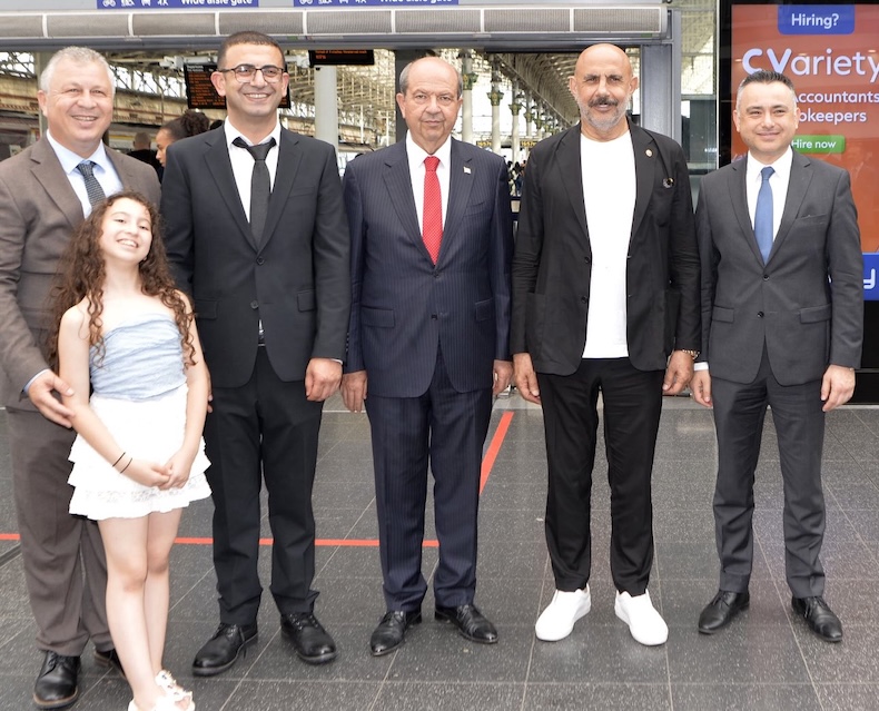 Manchester Şehir Merkezinde 'Yeni Nesil' Kebapçı Great British Doner Açıldı 113