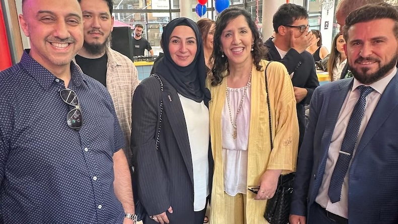 Manchester Şehir Merkezinde 'Yeni Nesil' Kebapçı Great British Doner Açıldı. 13