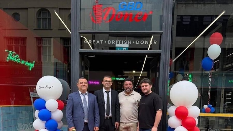 Manchester Şehir Merkezinde 'Yeni Nesil' Kebapçı Great British Doner Açıldı.