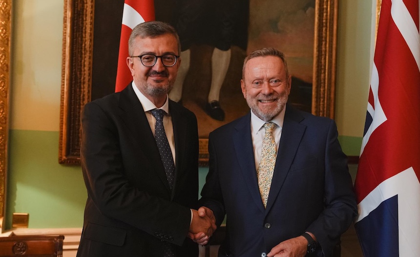 Türkiye Birleşik Krallık Afrika Konulu Diyalog Toplantısı%22, İngiltere'nin Başkenti Londra'da Gerçekleştirildi.