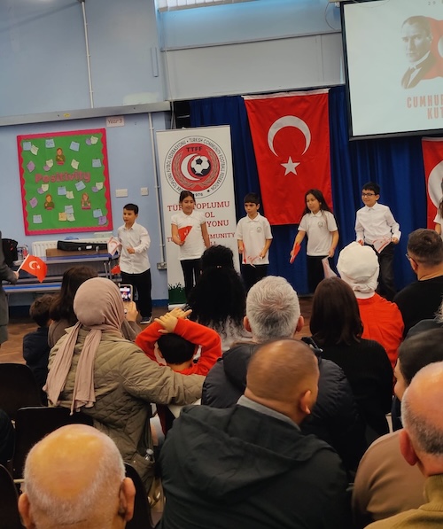 10 Bülent Ecevit Türk Okulu – Turkish School In Harlow