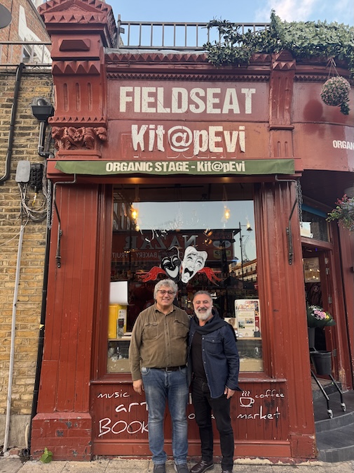 Cengiz Bozkurt, Londra 7. Kitap Şenliği’nde Okurlarıyla Buluştu 11