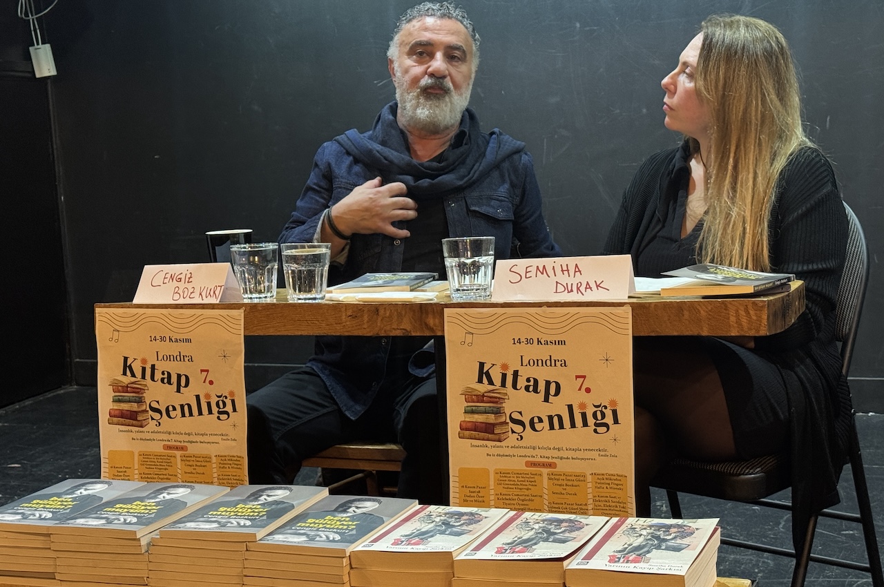 Cengiz Bozkurt, Londra 7. Kitap Şenliği’nde Okurlarıyla Buluştu 5