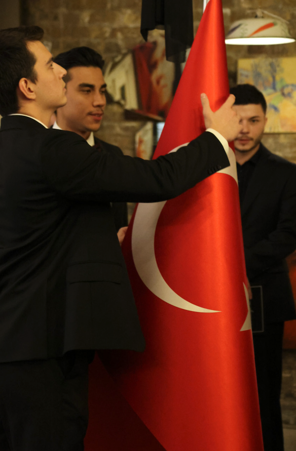 Cumhuriyet Bayramı Londra’da Coşkuyla Kutlandı Efe Cola