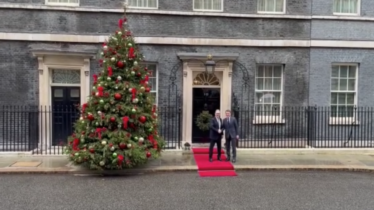 Zelenskiy, İngiltere'de Starmer, Macron