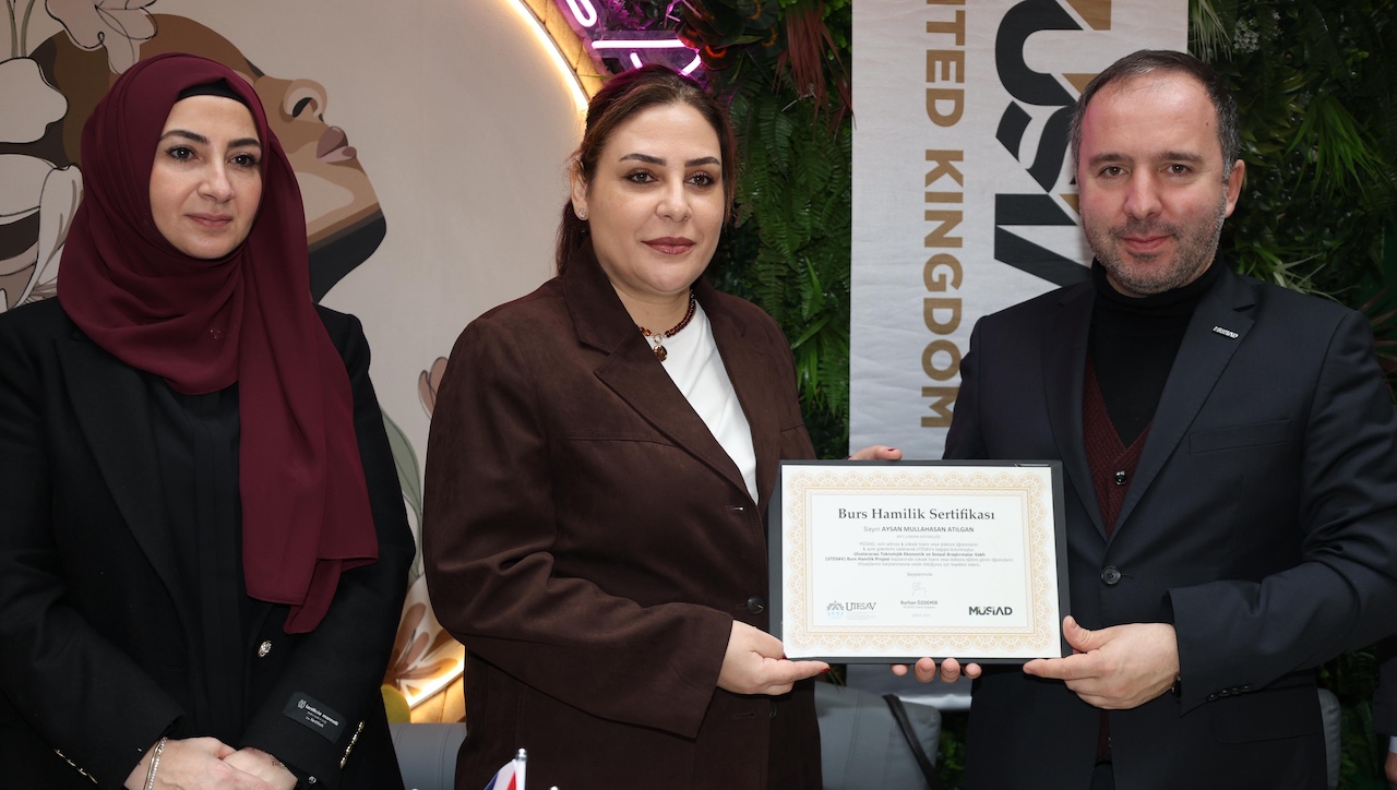 Musiad Uk Hala Restoran Londra 1