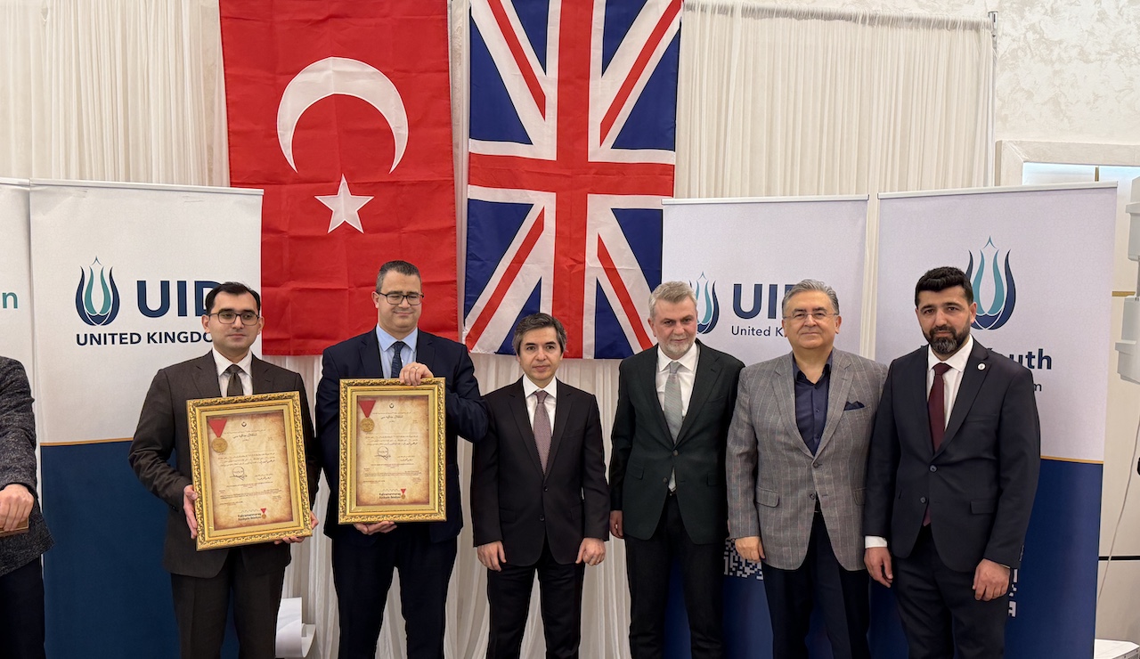 Uid Birleşik Krallık İftar 14