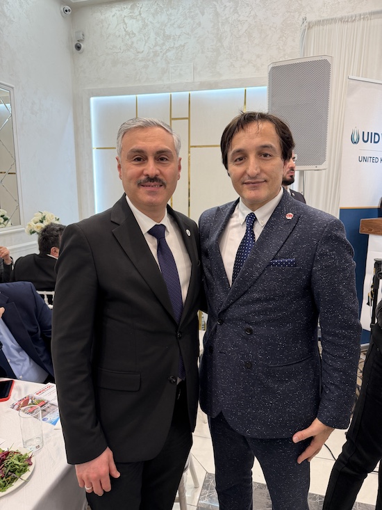 Uid Birleşik Krallık İftar 18