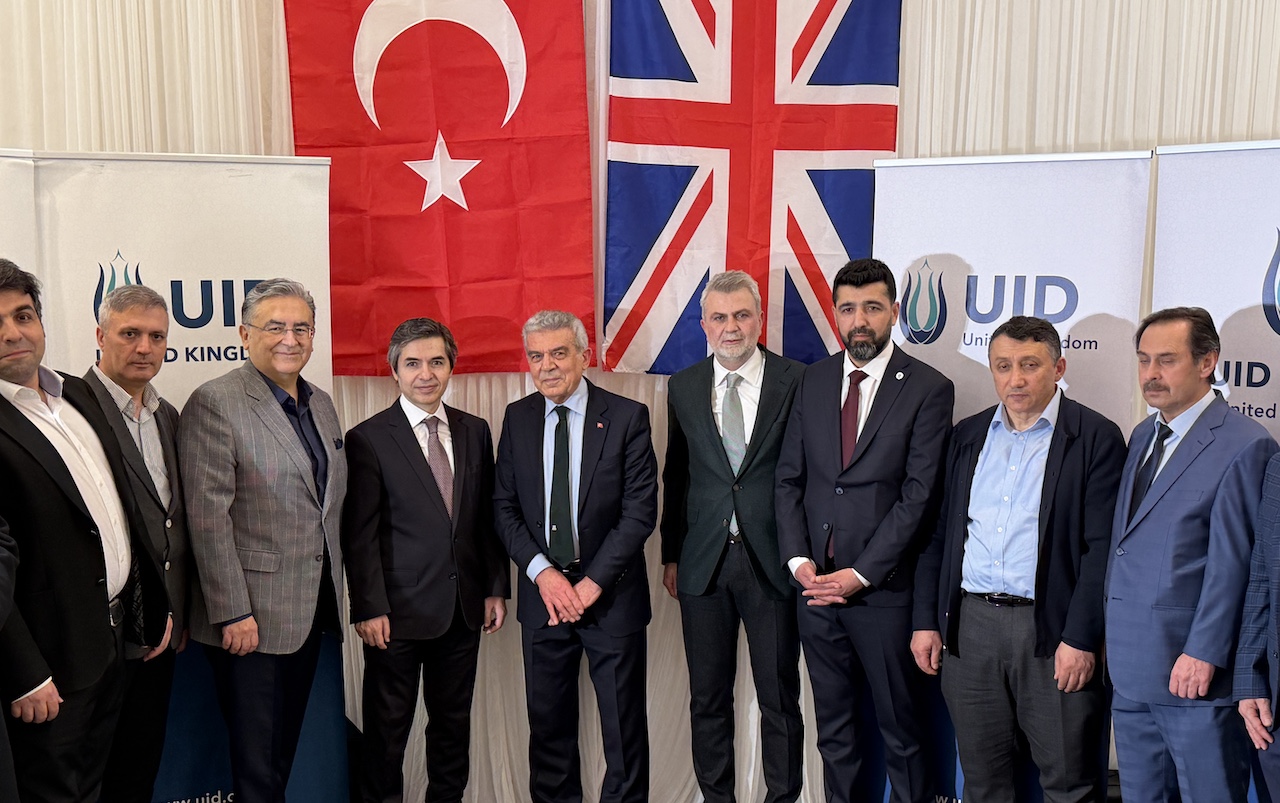 Uid Birleşik Krallık İftar 26