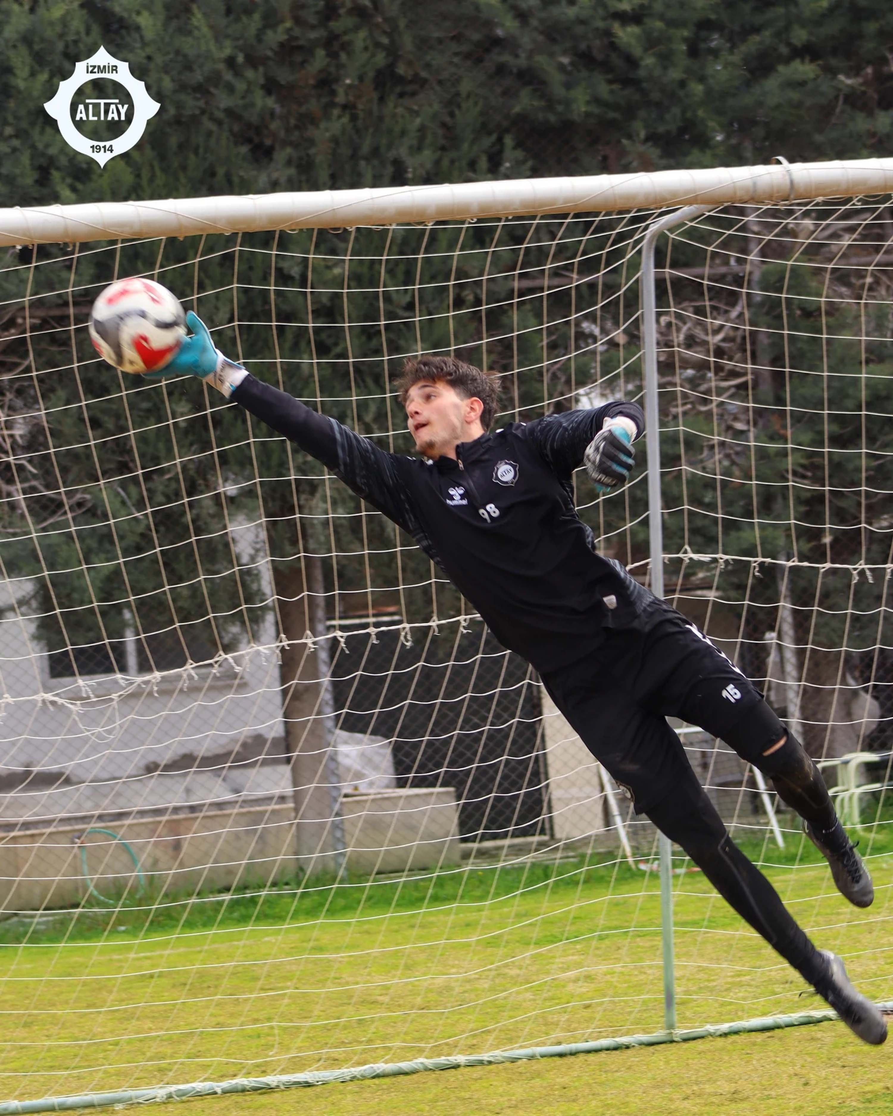 Altay'a altyapıdan iki takviye