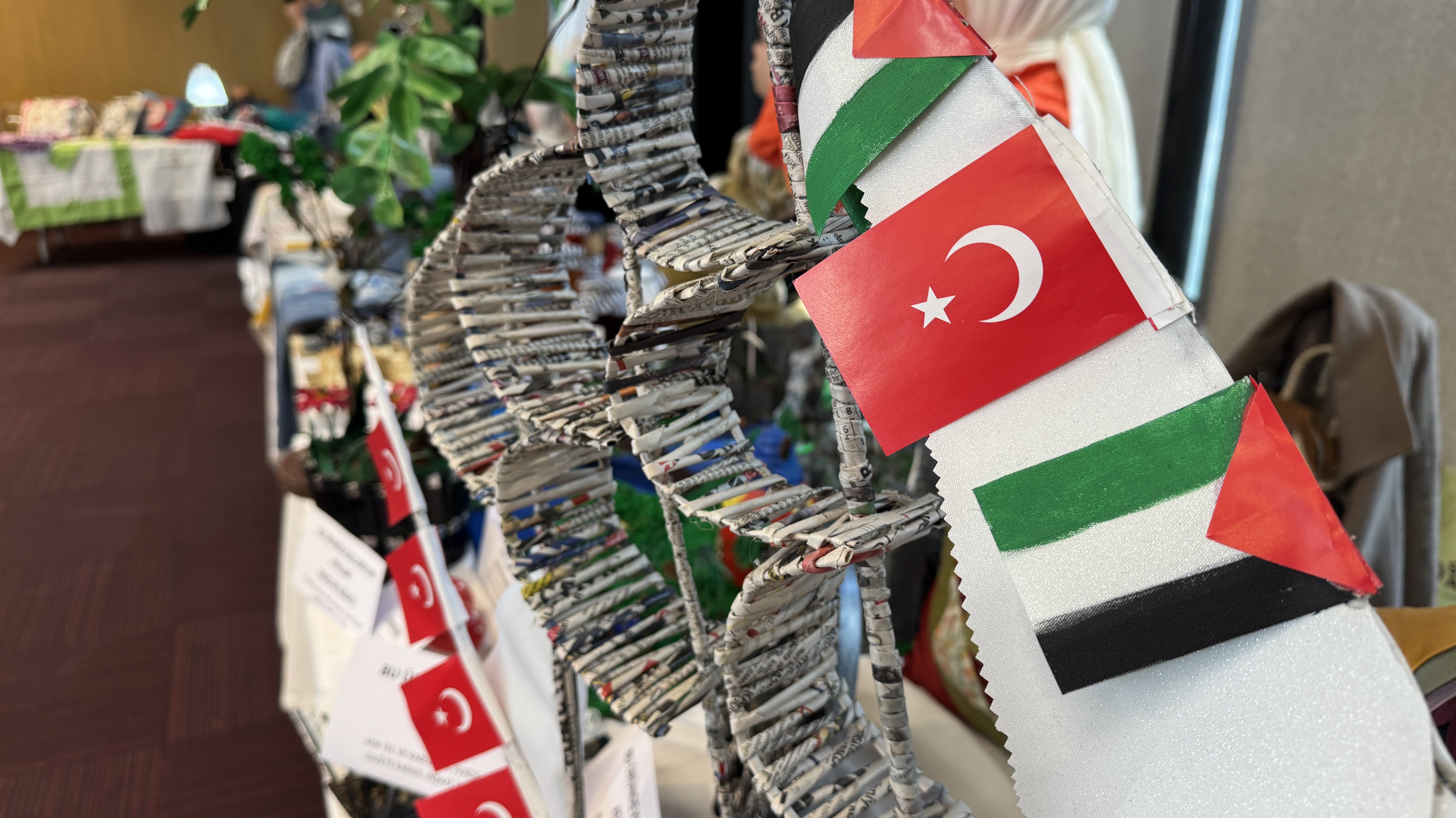 Atık malzemelerle Filistin'e giden Sumud gemisini yaptı