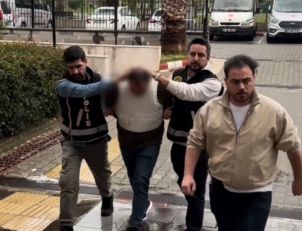 Başgardiyan Hayal evinde ölü bulundu; vücudunda darp izleri tespit edildi: 1 tutuklama (2)