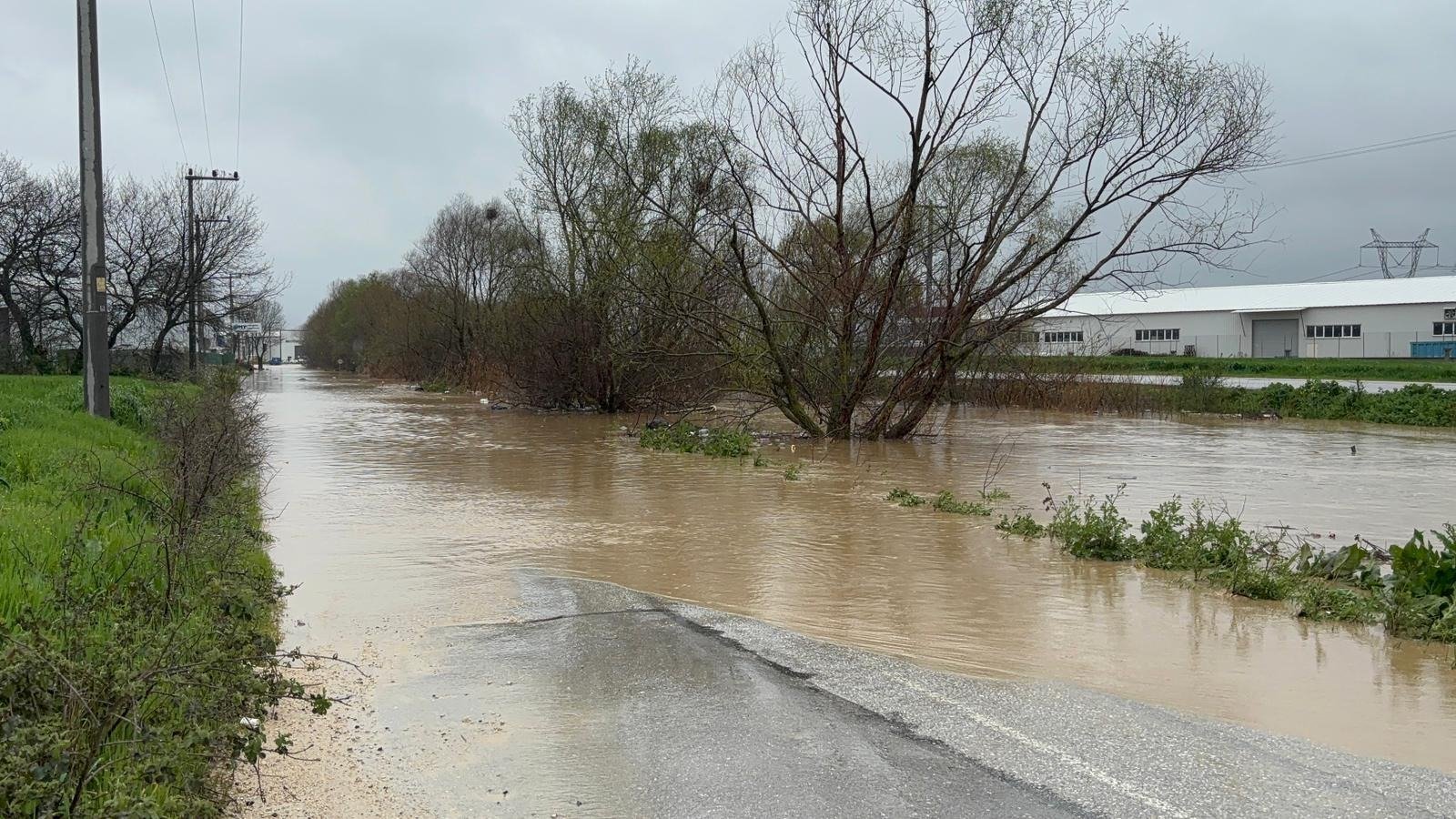 Bursa'da sağanak ve fırtına (2)