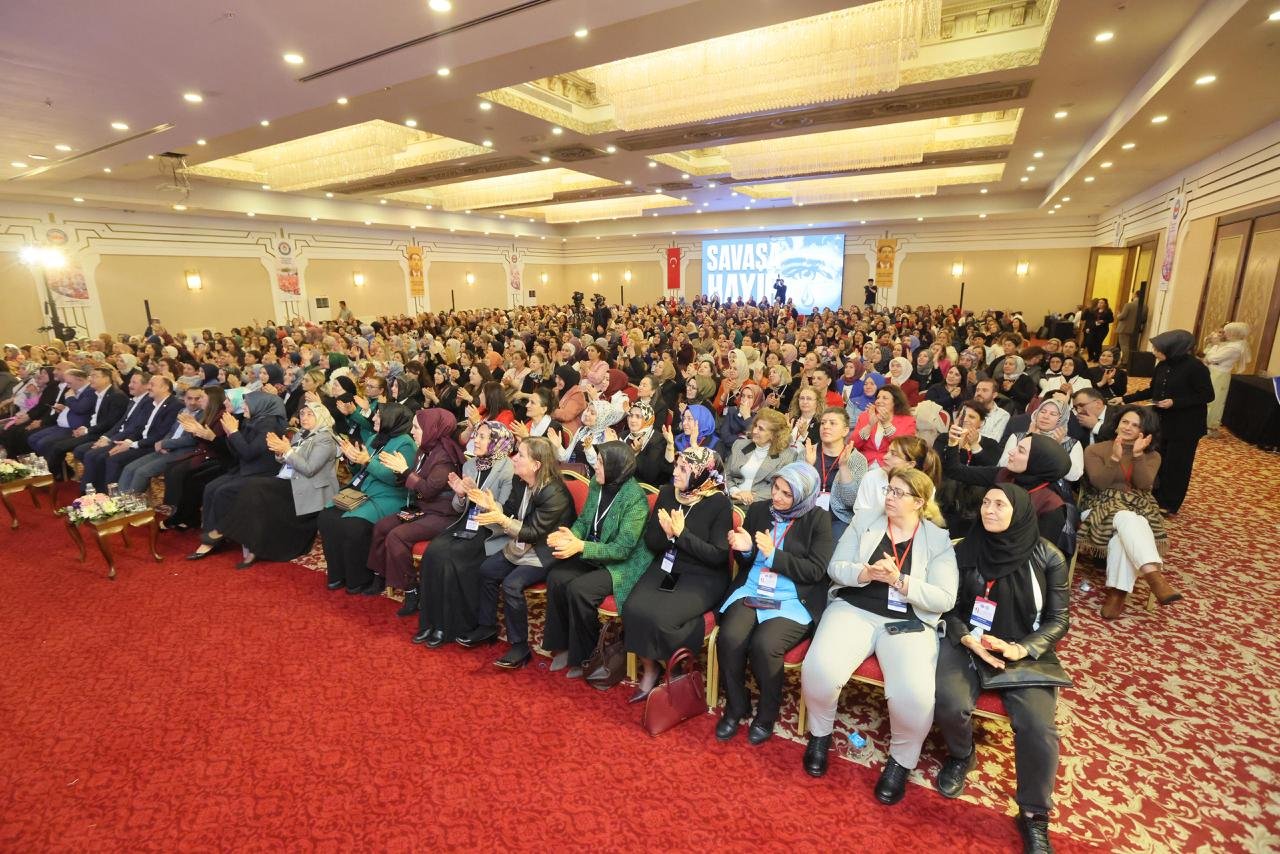 Eğitim-Bir-Sen Kadın Komisyonları 9. Türkiye Buluşması gerçekleştirildi