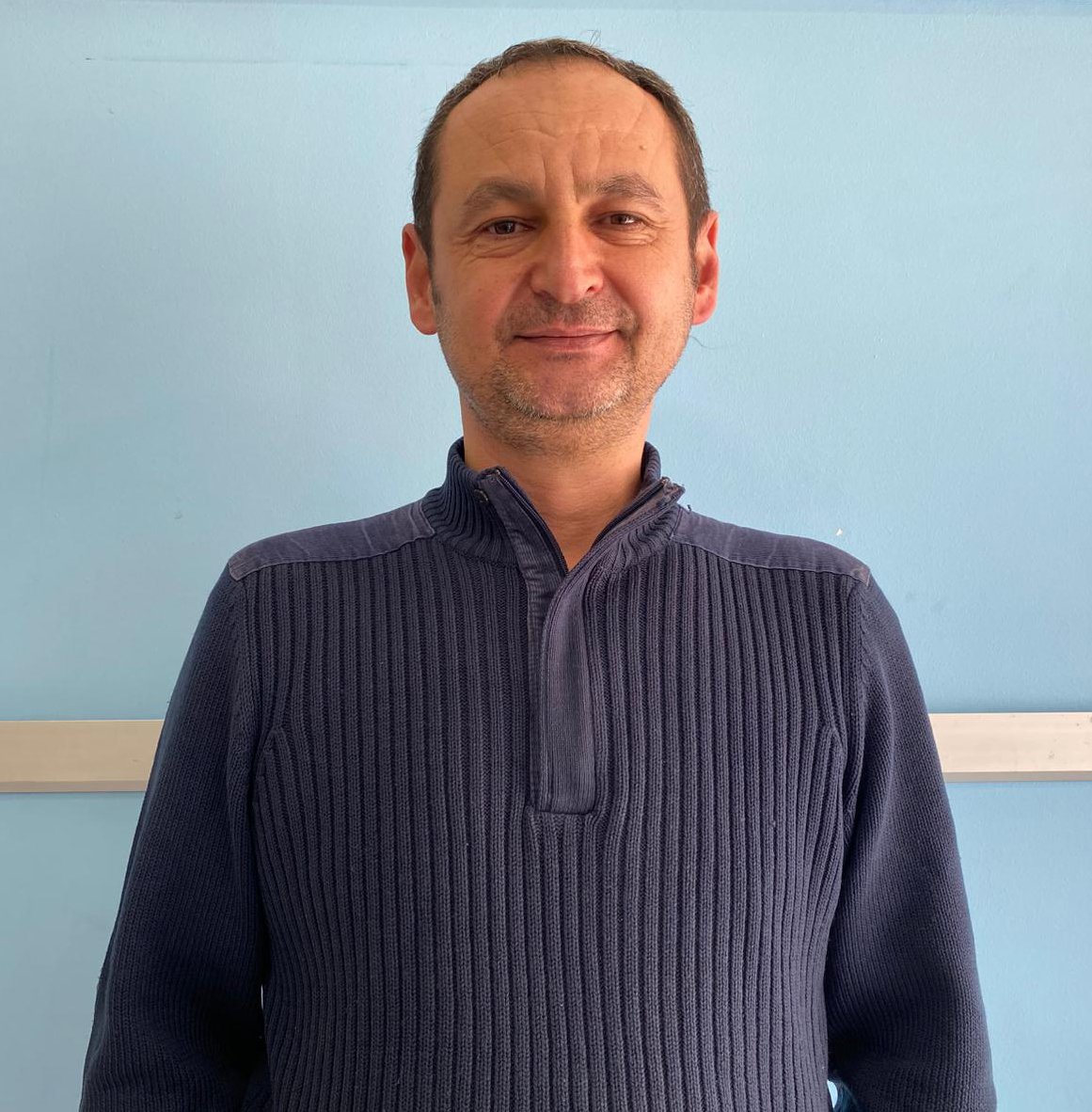 Esnaf, yolda bulduğu parayı sahibine ulaştırmak için seferber oldu