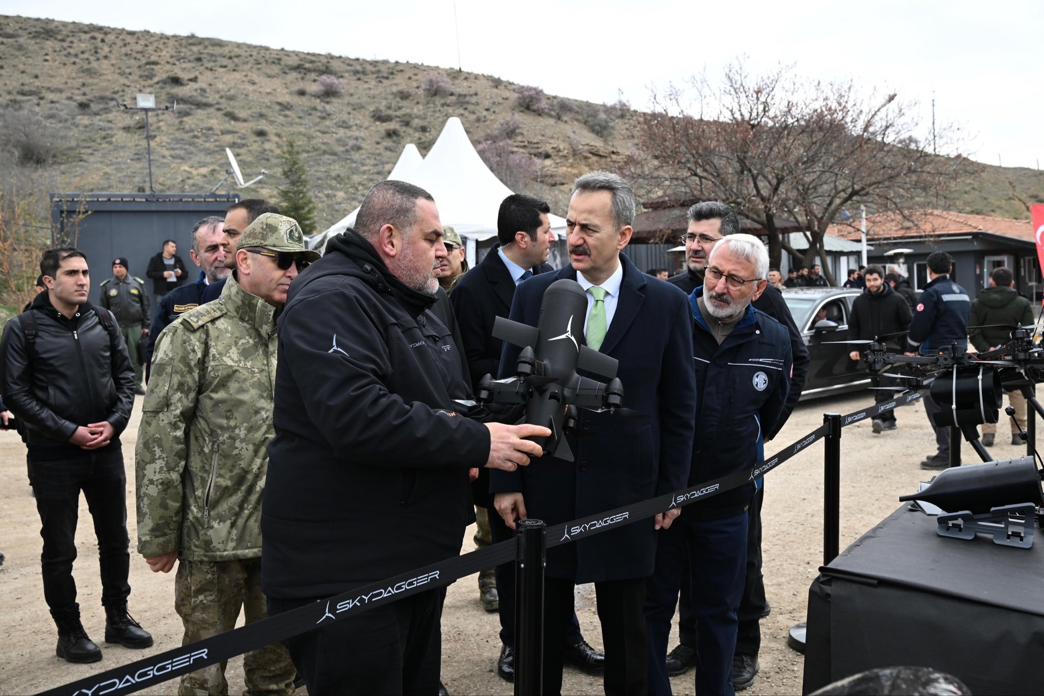 Haluk Görgün, dron gösterim faaliyetini inceledi