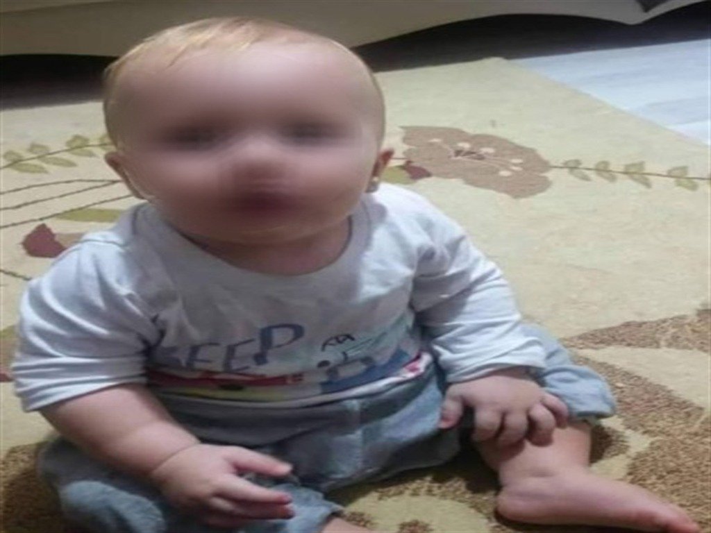 Harabe evde bulunan Nazar'ın, 7 yıl sonra 'anne' dediği Rebecca'nın oğlu olduğu DNA testiyle kesinleşti