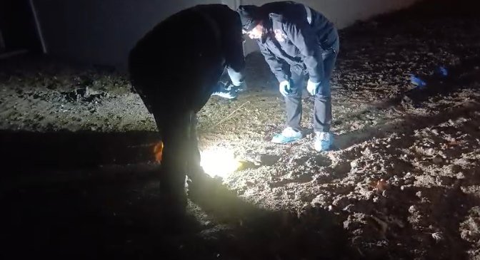 Husumetli oldukları kişinin evine zorla giren silahlı 4 kişiye gözaltı