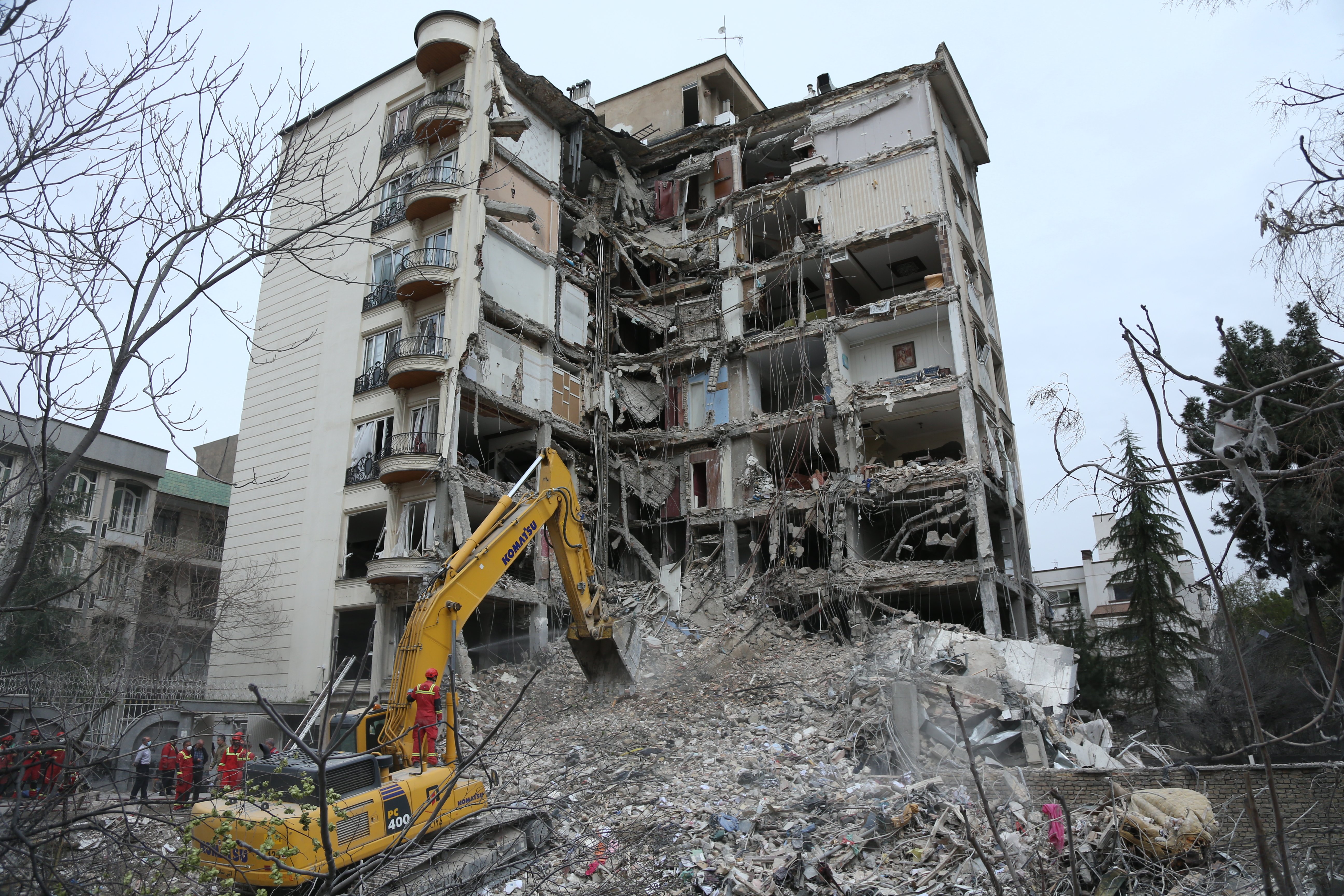 İran'da ABD-İsrail saldırılarında can kaybı 1937'ye yükseldi