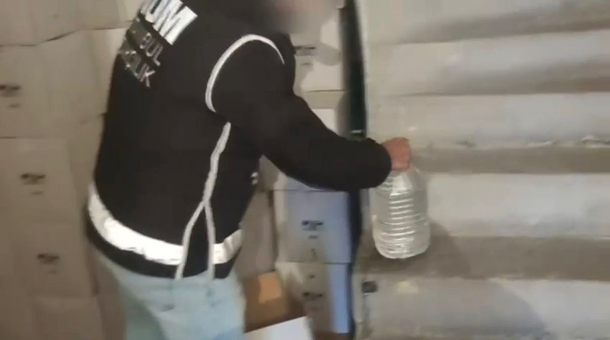 İstanbul- İstanbul'da sahte içki operasyonu: 32 gözaltı