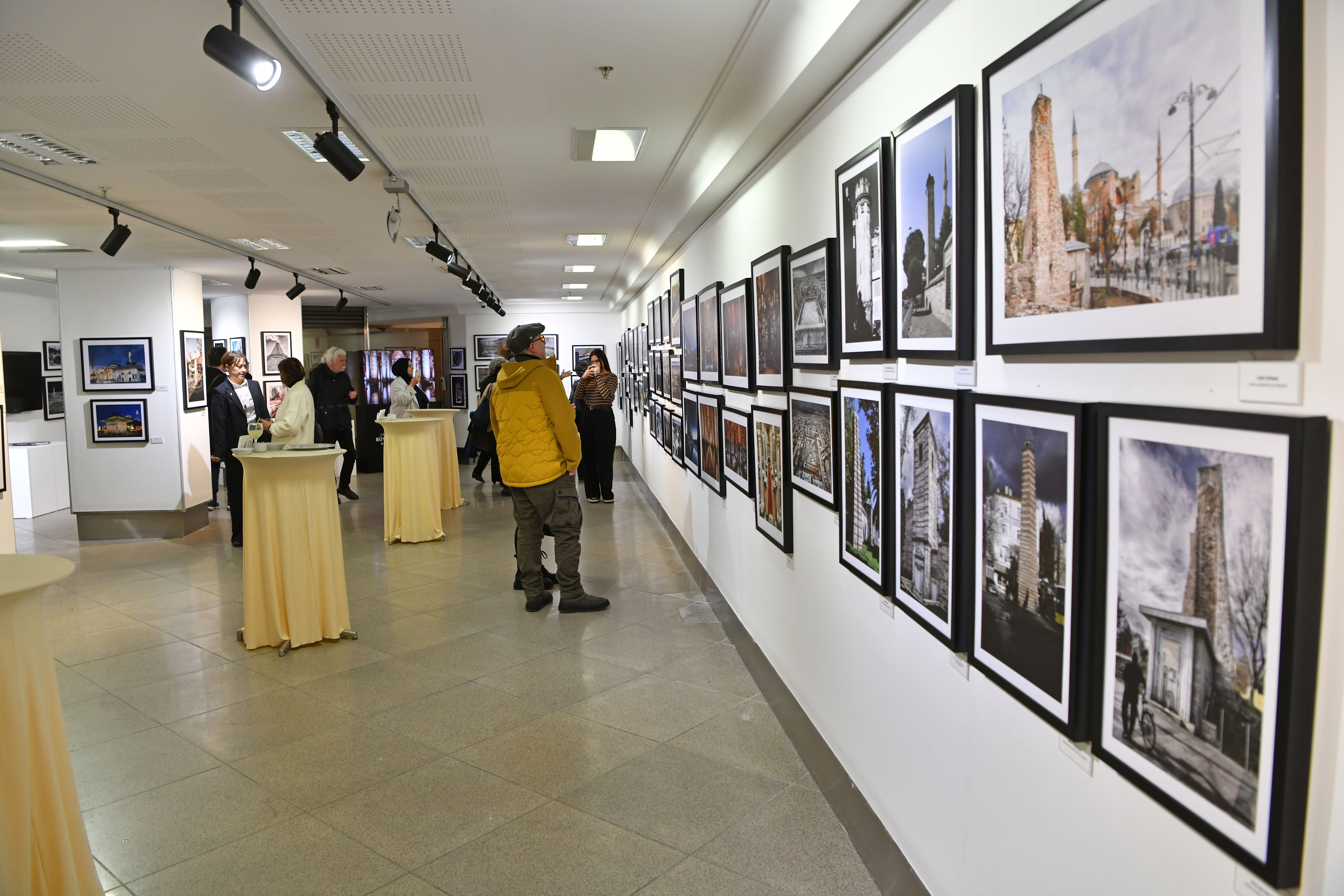İstanbul - İstanbul'un tarihi su yollarını belgeyen fotoğraf sergisi açıldı