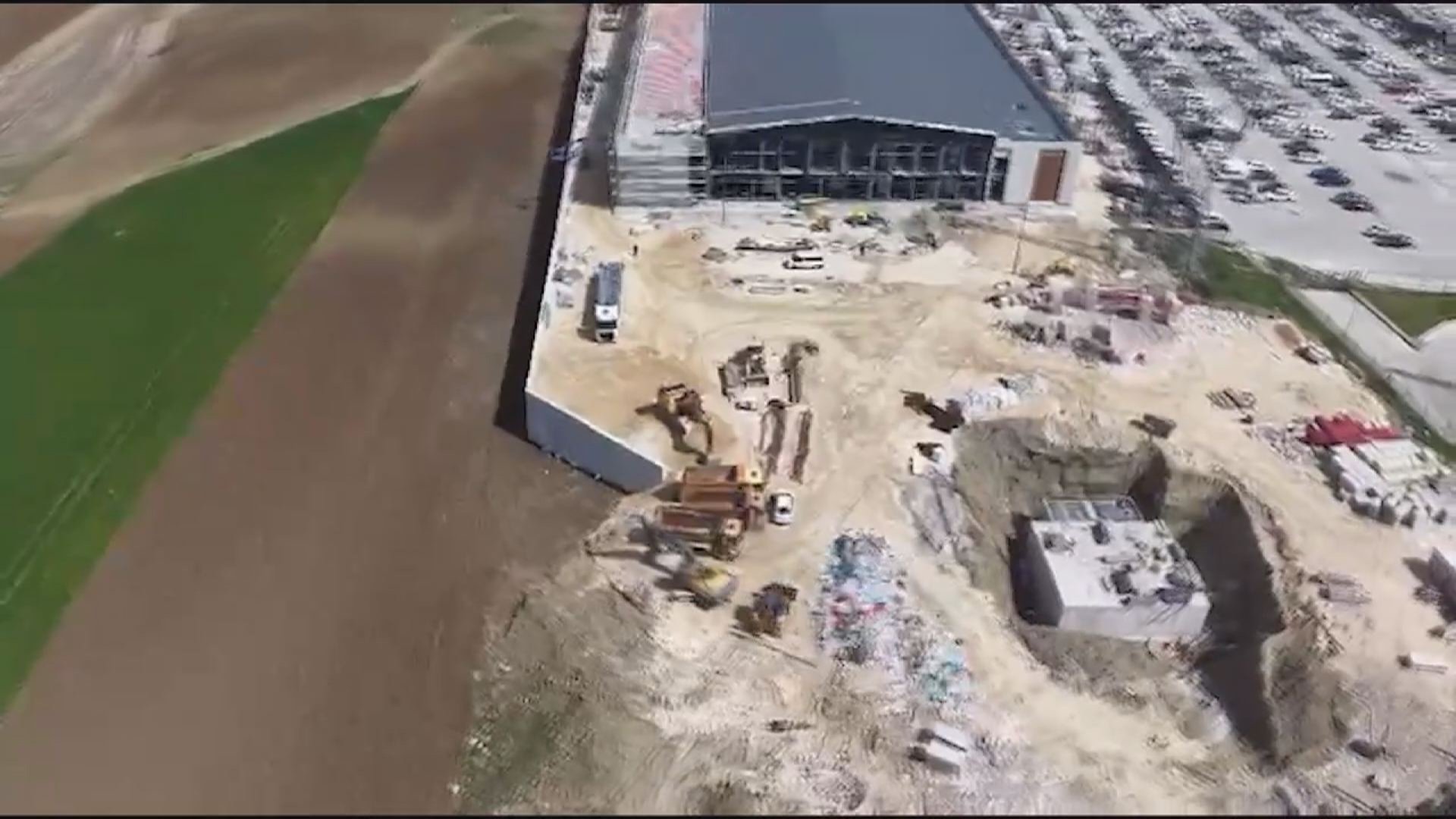 İstanbul- Silivri'de yapımı süren yeni duruşma salonu havadan görüntülendi