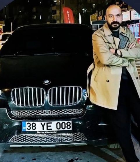 Kazada ölen tıp öğrencisi Yaren için üniversitede anma töreni