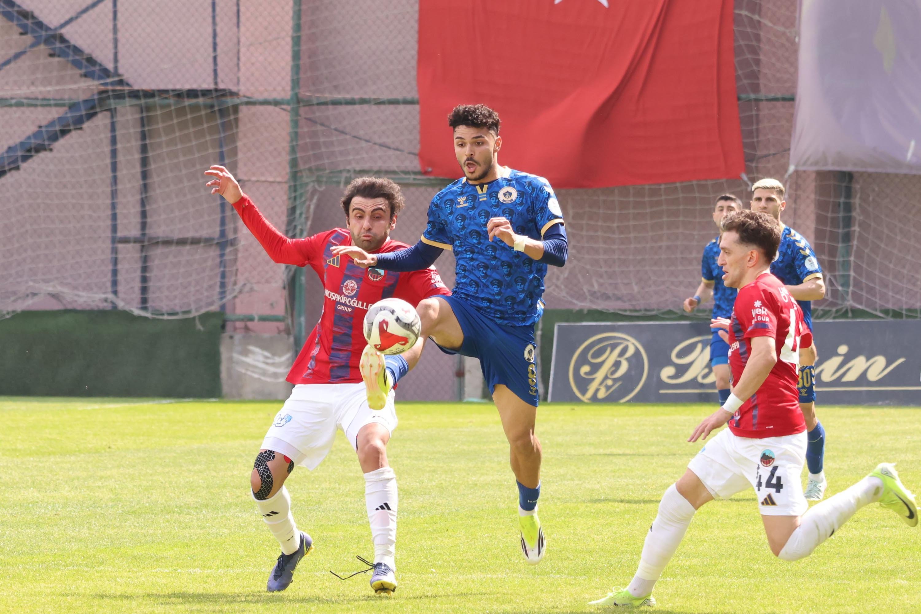 Menemen FK Play-Off'a havlu attı